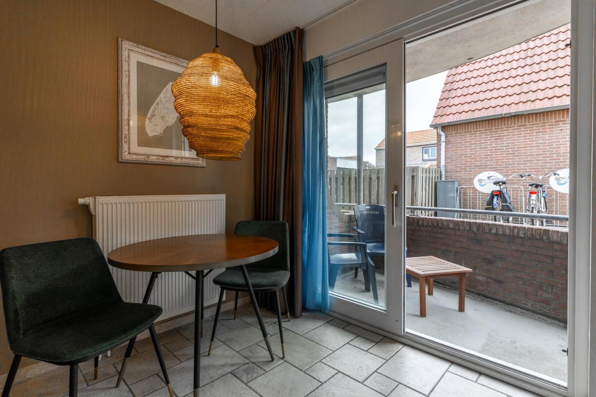 Hotel Tesselhof De Koog  Exterior photo